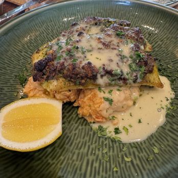 Anthony's Ristorante - Pesce Pistacho and Crab - Italian Near Me - Bay St. Louis, Mississippi