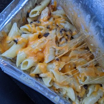 Fast Fired - Pollo & Funghi - Pizza Near Me - St Albert, Alberta Fast Fired - Pollo & Funghi - Pizza Near Me - St Albert, Alberta