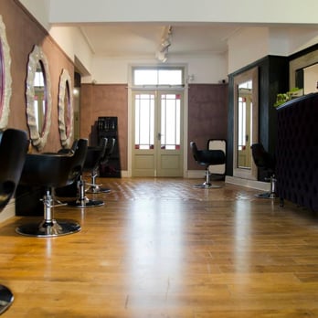 Barbarella - Hair Salons Near Me - Northampton, NTH