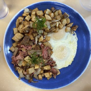 My Cafe - Corned beef brisket hash - Breakfast & Brunch Near Me - Kapolei, Hawaii My Cafe - Corned beef brisket hash - Breakfast & Brunch Near Me - Kapolei, Hawaii