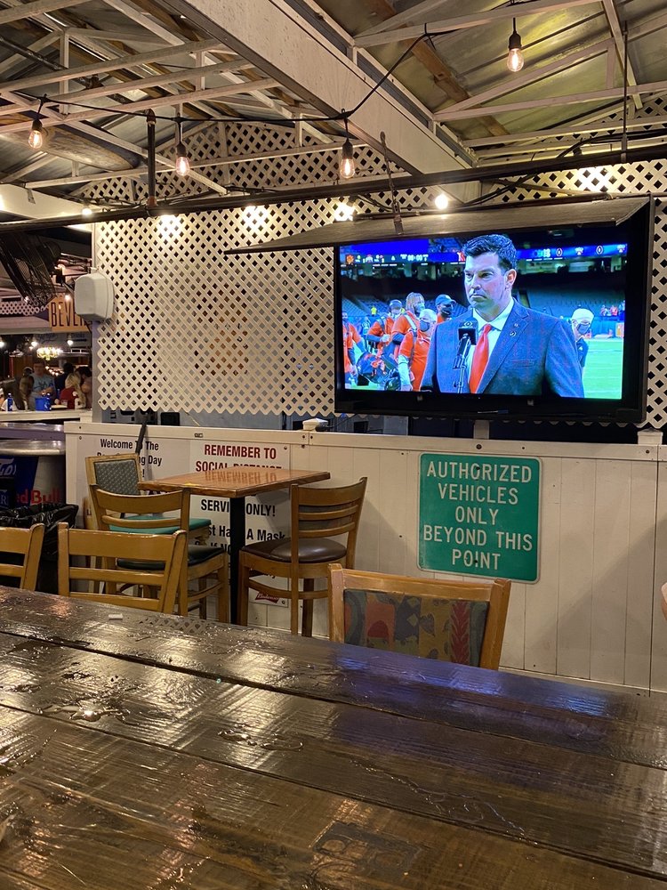 Ferg's Sports Bar & Grill