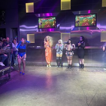 Badlands - Dance Clubs Near Me - Sacramento, California