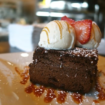 MAX's Wine Dive - Wine Bars Near Me - Houston, Texas