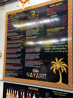 El Viejón Taquería y Mariscos food truck by null
