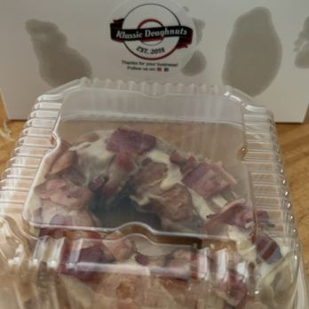 Klassic Doughnuts - Maple Bacon - Food Trucks Near Me Klassic Doughnuts - Maple Bacon - Food Trucks Near Me