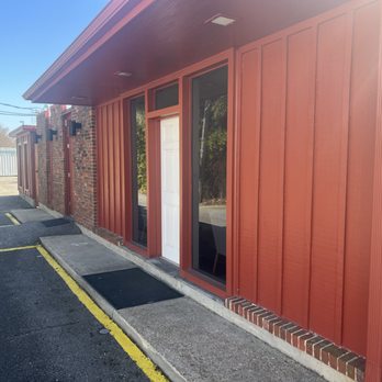 Ken Alfortish Jr - The Entrance Door Is on the Side of the Building. - General Dentistry Near Me - Gretna, Louisiana Ken Alfortish Jr - The Entrance Door Is on the Side of the Building. - General Dentistry Near Me - Gretna, Louisiana