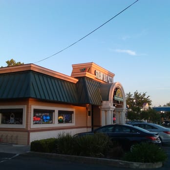 Straw Hat Pizza - the outside of a restaurant - Pizza Near Me - Rancho Cordova, California Straw Hat Pizza - the outside of a restaurant - Pizza Near Me - Rancho Cordova, California