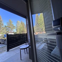The Inn at Aspen - Direct access to the room from outside.