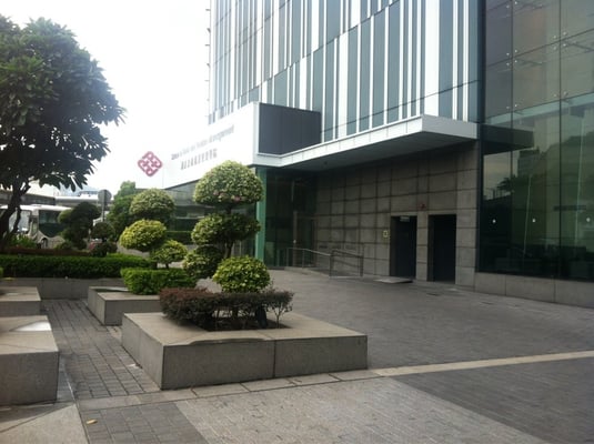 School of Hotel and Tourism Management by null