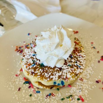 SYRUP - St Charles - Kids - Pancakes - Breakfast & Brunch Near Me - St. Charles, Illinois SYRUP - St Charles - Kids - Pancakes - Breakfast & Brunch Near Me - St. Charles, Illinois