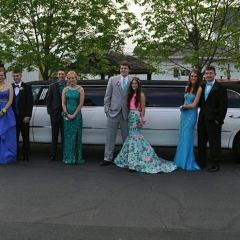 Ambassador Limousine Service - Let us help you to get your special people to thier next special event! - Limos Near Me Ambassador Limousine Service - Let us help you to get your special people to thier next special event! - Limos Near Me