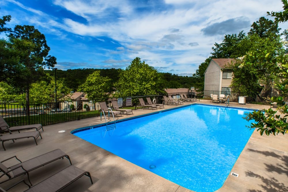 BARRINGTON HILLS APARTMENTS HOMES Updated September 2024 48 Photos