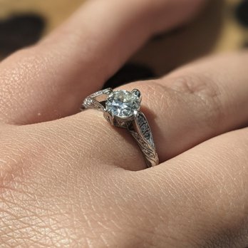 Kona Diamond - Jewelry Near Me - Kailua-kona, Hawaii Kona Diamond - Jewelry Near Me - Kailua-kona, Hawaii