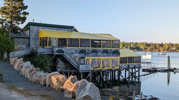Thurston's Lobster Pound by null