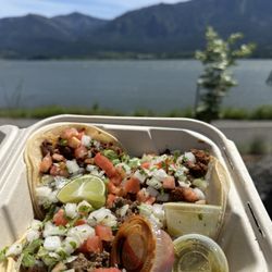 Tacos Pepe - Pastor and carnitas tacos by the Columbia River