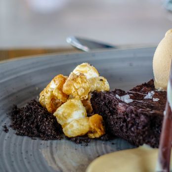 Restaurant 356 - Brownie a la mode, caramel ice cream - New American Near Me - Atlanta, Georgia Restaurant 356 - Brownie a la mode, caramel ice cream - New American Near Me - Atlanta, Georgia