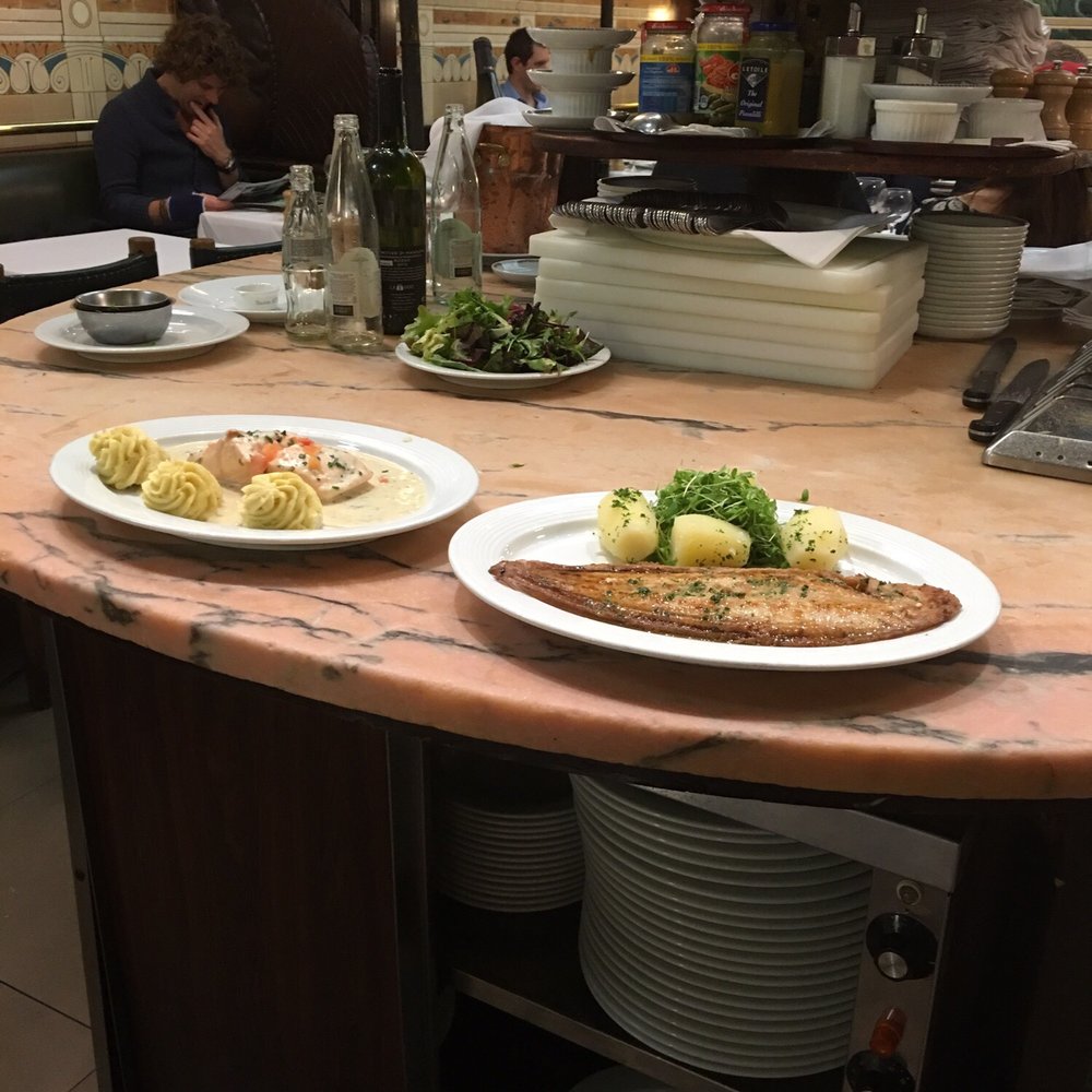 Vincent - Fish and calamari - Belgian Near Me - Brussels, BRU Vincent - Fish and calamari - Belgian Near Me - Brussels, BRU