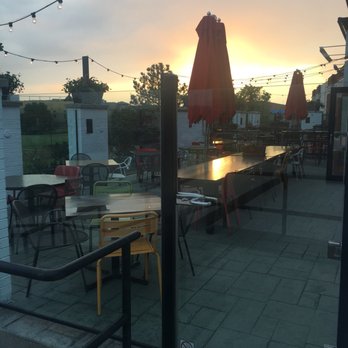 Scaddabush - Italian Near Me - Mississauga, Ontario