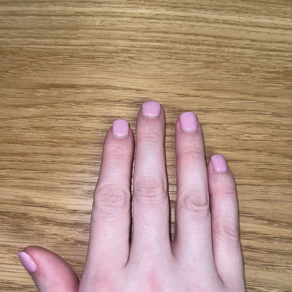 Lee Nails & Spa - The nails are crooked and the middle finger looks horrendous!! - Nail Salons Near Me - Chicago, Illinois Lee Nails & Spa - The nails are crooked and the middle finger looks horrendous!! - Nail Salons Near Me - Chicago, Illinois
