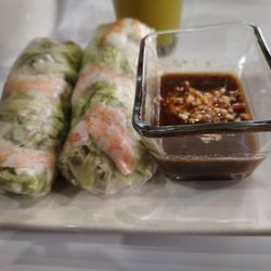 Pho No.1 Brewing - Shrimp spring roll with peanut sauce dip