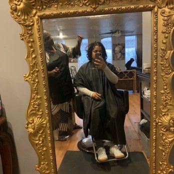 Royal Locs & Crowns - Royal decor - Hair Stylists Near Me - Houston, Texas Royal Locs & Crowns - Royal decor - Hair Stylists Near Me - Houston, Texas