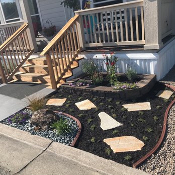 Springfall Landscape & Maintenance - Other side of front patio. - Masonry/Concrete Near Me - Central Point, Oregon