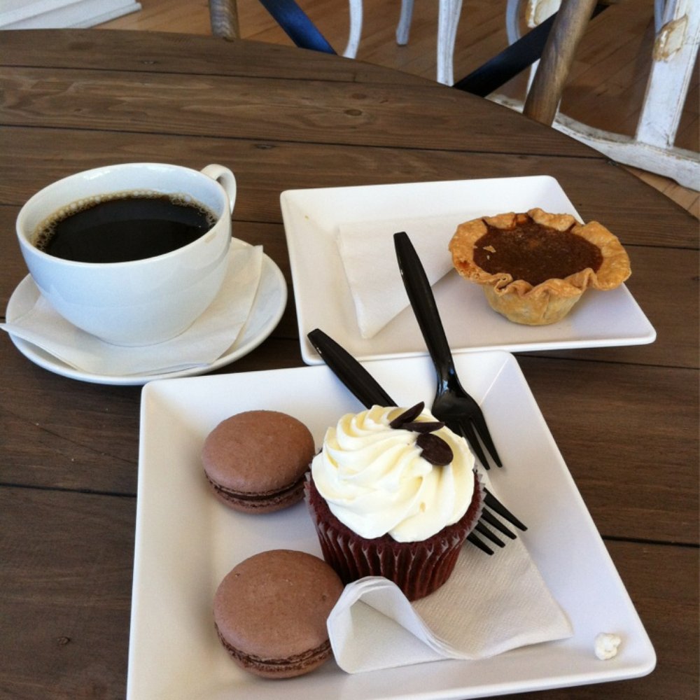 Bobbette & Belle - Chocolate Macroon, red velvet cupcake, butter tart and coffee - Caterers Near Me - Toronto, Ontario