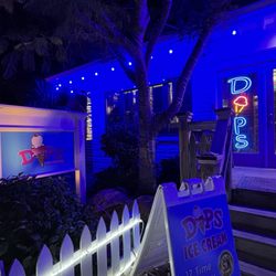 Dips Ice Cream - Outside Area