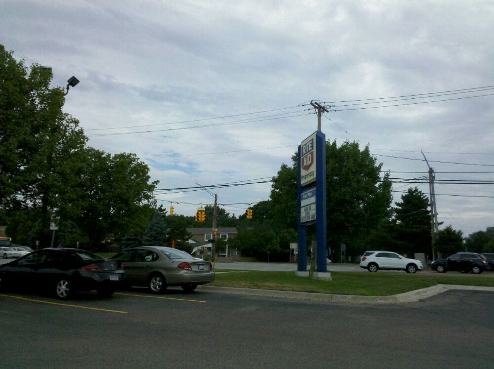 RITE AID Updated October 2024 18 Reviews 2971 W Maple Rd, Troy