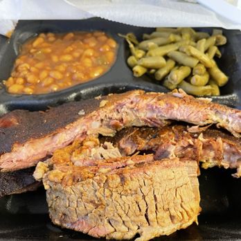 Little Willie's Barbeque - Two meat combo with Brisket, two ribs, baked beans and green beans. - Southern Near Me - Pearl, Mississippi Little Willie's Barbeque - Two meat combo with Brisket, two ribs, baked beans and green beans. - Southern Near Me - Pearl, Mississippi