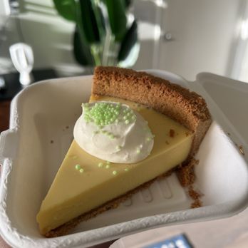 The Dinersaur - Key lime pie - Bakeries Near Me - Phoenix, Arizona