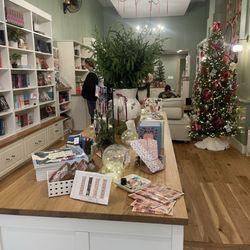 Smitten Booktique