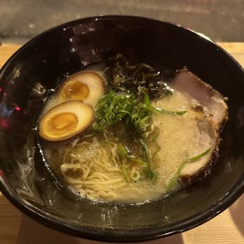 Ajitama Ramen Bistro - Mushroom with pork ramen - Ramen Near Me - Lisbon, 11