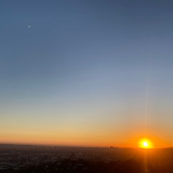 Griffith Observatory - sunset - Observatories Near Me - Los Angeles, California Griffith Observatory - sunset - Observatories Near Me - Los Angeles, California