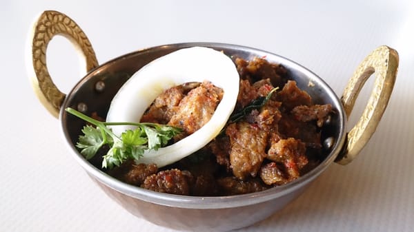 Muthu's Curry by null