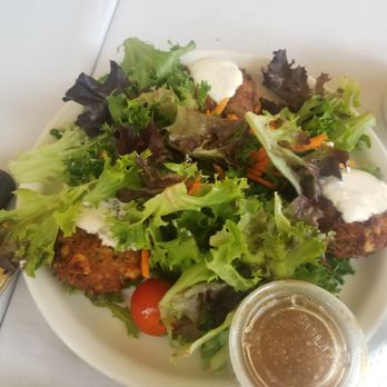 Farm Country Kitchen - Crab cakes - American Near Me - Riverhead, New York
