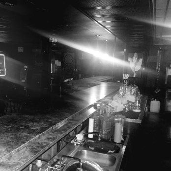 Hershee's - $2 BEERS DAILY FROM 2PM 6PM - Lounges Near Me - St. Louis, Missouri Hershee's - $2 BEERS DAILY FROM 2PM 6PM - Lounges Near Me - St. Louis, Missouri