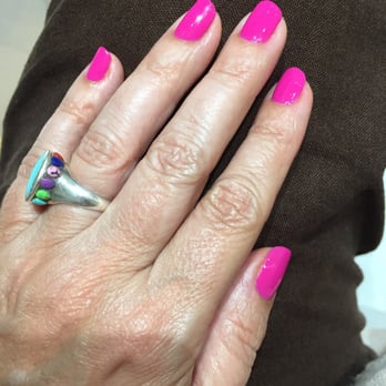 MiniLuxe Wellesley - And the polish change looks like a full manicure! - Nail Salons Near Me - Wellesley, Massachusetts MiniLuxe Wellesley - And the polish change looks like a full manicure! - Nail Salons Near Me - Wellesley, Massachusetts