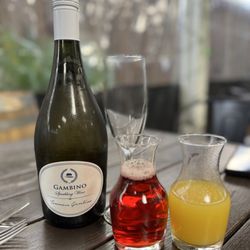 Freeport Bar & Grill - Mimosas flight