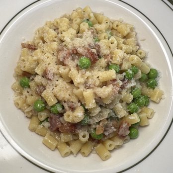 Cafe Spaghetti - Pasta e Piselli, Guanciale, Mint ($19) - Italian Near Me - Brooklyn, New York