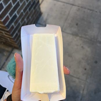 Pop Pops Fabulous Paleta - Dulce de Leche Cheesecake Paleta - Ice Cream & Frozen Yogurt Near Me - San Diego, California