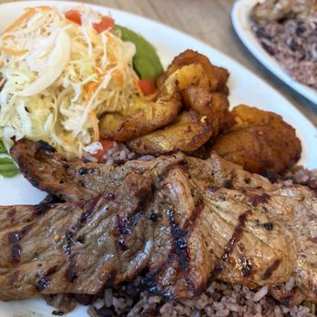 La Bella Managua - Carne Asada - Latin American Near Me - Toronto, Ontario