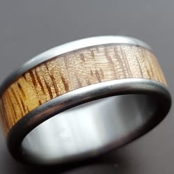 Hawaii Titanium Rings - Mango wood inlaid titanium ring