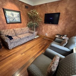 South Pasadena Oral Surgery - Consultation room