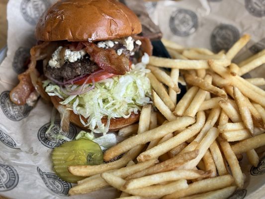 Del's Hideout by null