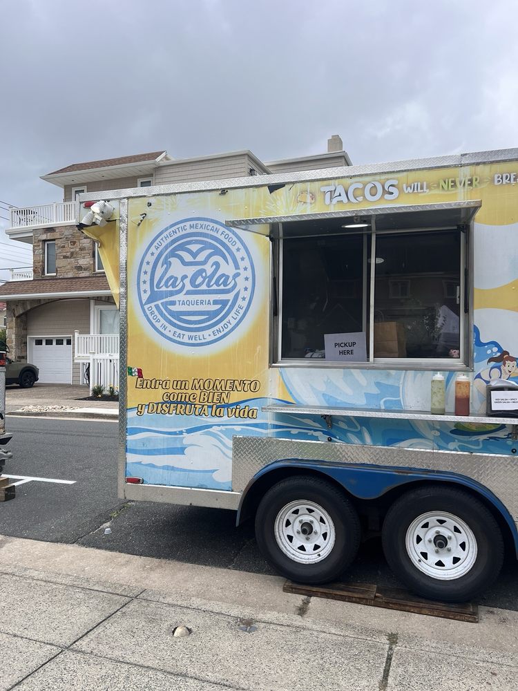 Las Olas Taqueria