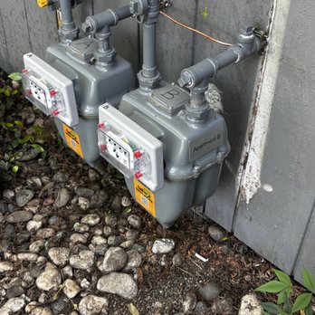 R & Son Construction - Two apartment gas manifold and electric panel separate - General Contractors Near Me - Napa, California R & Son Construction - Two apartment gas manifold and electric panel separate - General Contractors Near Me - Napa, California
