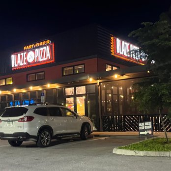 Blaze Pizza - Store front/dining patio - Pizza Near Me - Fort Myers, Florida Blaze Pizza - Store front/dining patio - Pizza Near Me - Fort Myers, Florida