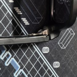Mastertech - Damage from the glasses being ripped apart