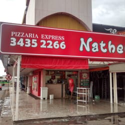 Nathely - O serviço só começa às 19h.
